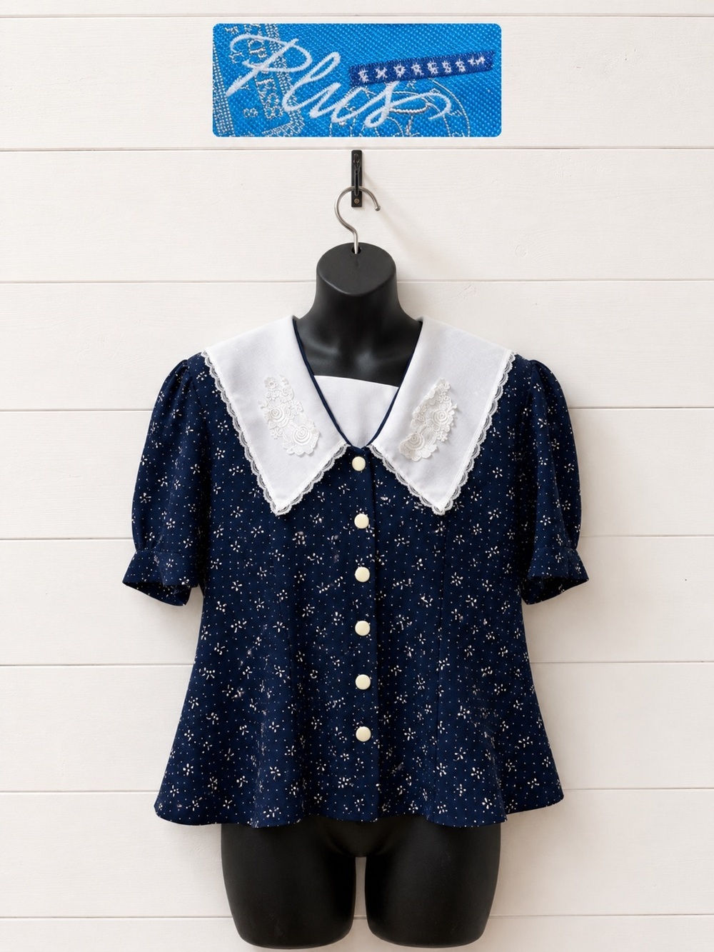 EXPRESS PLUS Navy Blue Sailor Collar Blouse White Print Size 44